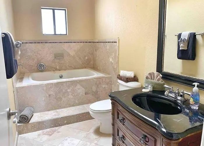 Ultimate Backyard - Pool, Spa, Slide, Views, Golf Lake Havasu City
